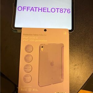 Body Glove iPad 10th Gen Protective Folio - Lavender